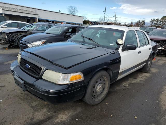 Photo 0 VIN: 2FABP7BV1AX111400 - FORD CROWN VIC 