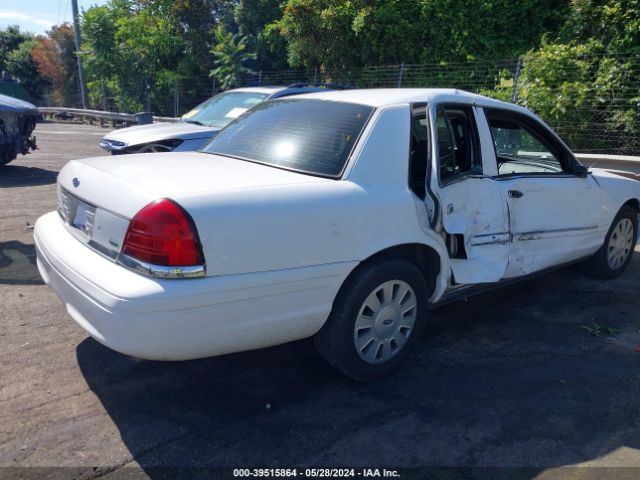 Photo 3 VIN: 2FABP7BV1AX146339 - FORD CROWN VICTORIA 