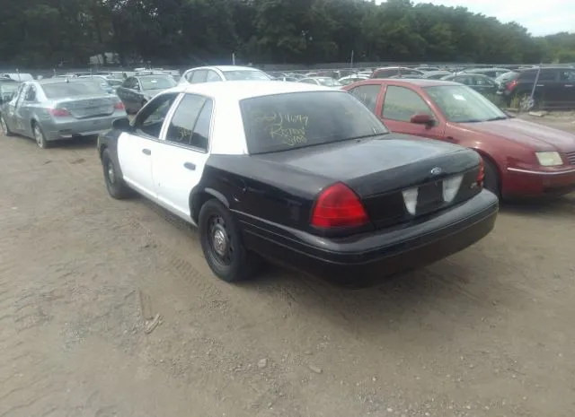 Photo 2 VIN: 2FABP7BV1BX113617 - FORD POLICE INTERCEPTOR 