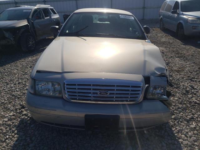 Photo 4 VIN: 2FABP7BV1BX145550 - FORD CROWN VIC 