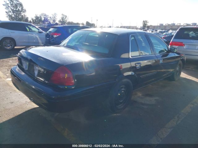 Photo 3 VIN: 2FABP7BV2BX112184 - FORD CROWN VICTORIA 