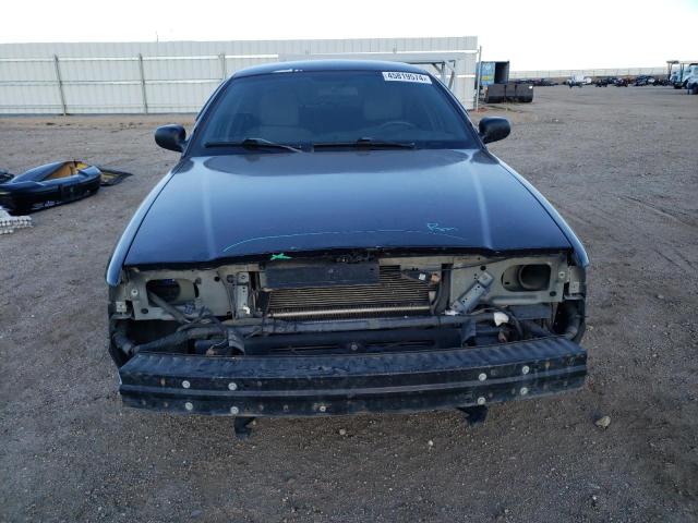 Photo 4 VIN: 2FABP7BV2BX122259 - FORD CROWN VIC 