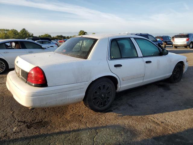 Photo 2 VIN: 2FABP7BV3BX157330 - FORD CROWN VICT 