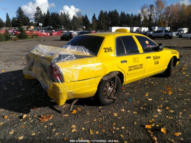 Photo 3 VIN: 2FABP7BV3BX169798 - FORD CROWN VICTORIA 