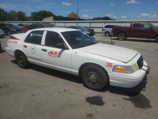 Photo 3 VIN: 2FABP7BV4BX158163 - FORD CROWN VIC 