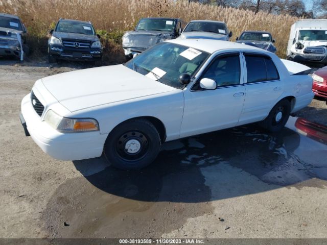 Photo 1 VIN: 2FABP7BV4BX167350 - FORD CROWN VICTORIA 