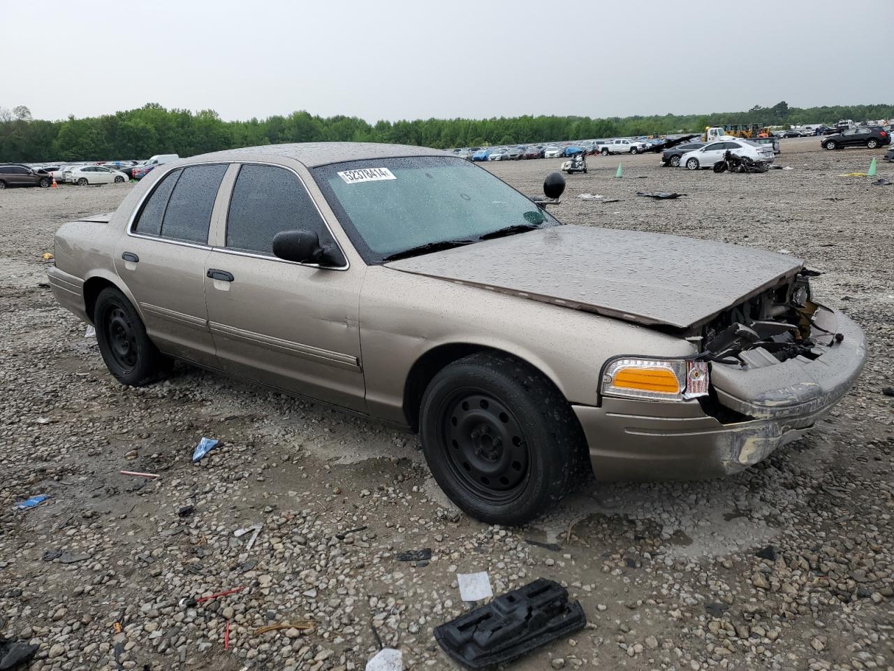 Photo 3 VIN: 2FABP7BV5AX110721 - FORD CROWN VICTORIA 