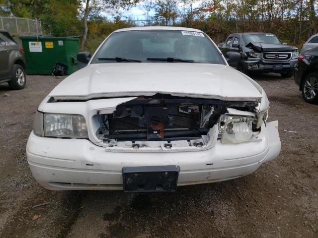 Photo 4 VIN: 2FABP7BV7AX103785 - FORD CROWN VIC 