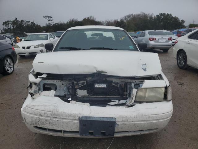 Photo 4 VIN: 2FABP7BV7BX114030 - FORD CROWN VIC 