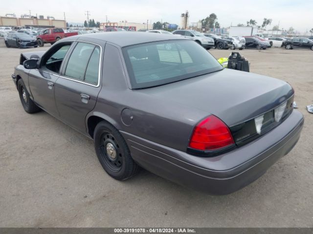 Photo 2 VIN: 2FABP7BV7BX180321 - FORD CROWN VICTORIA 