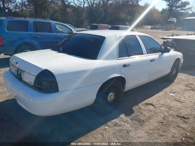 Photo 3 VIN: 2FABP7BV8AX146340 - FORD CROWN VICTORIA 