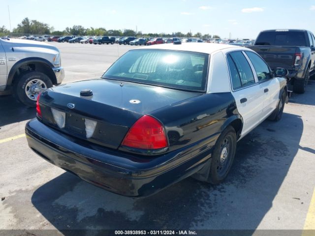 Photo 3 VIN: 2FABP7BV9BX154139 - FORD CROWN VICTORIA 