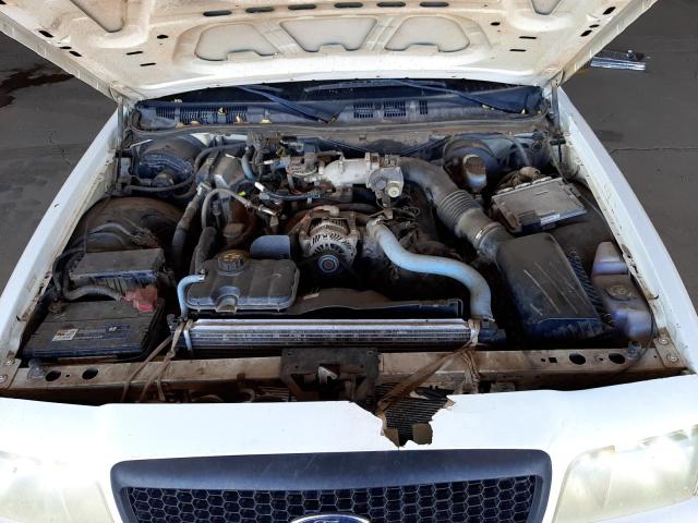 Photo 6 VIN: 2FABP7BV9BX157574 - FORD CROWN VICT 