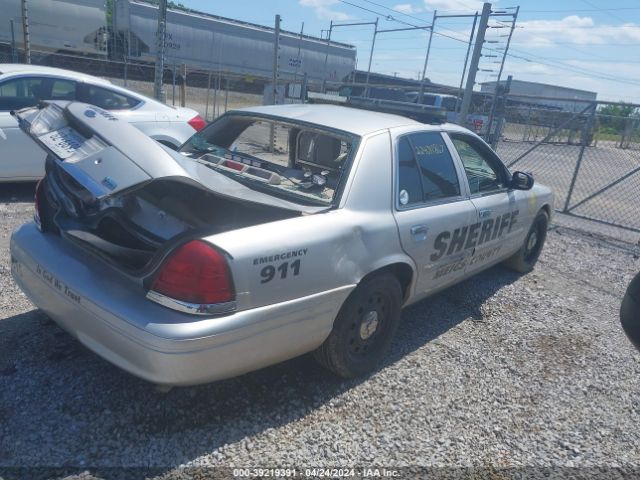 Photo 3 VIN: 2FABP7BVXAX145061 - FORD CROWN VICTORIA 