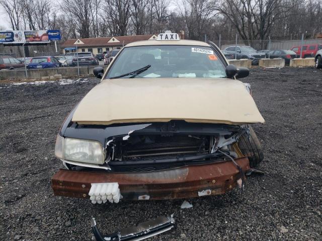 Photo 4 VIN: 2FABP7BVXBX101059 - FORD CROWN VIC 