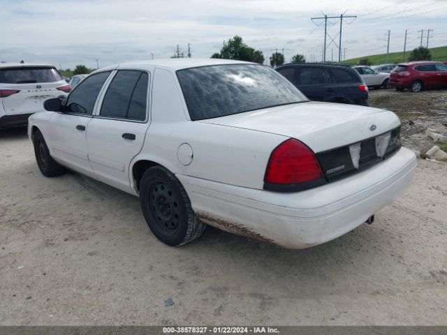 Photo 2 VIN: 2FABP7BVXBX113809 - FORD CROWN VICTORIA 