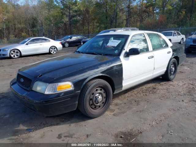 Photo 1 VIN: 2FABP7BVXBX135390 - FORD CROWN VICTORIA 