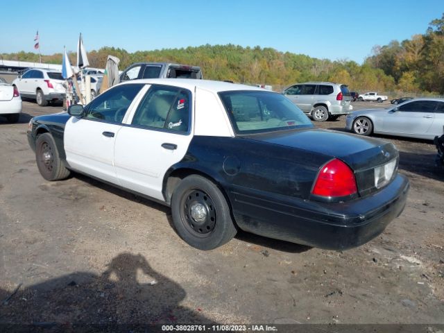 Photo 2 VIN: 2FABP7BVXBX135390 - FORD CROWN VICTORIA 