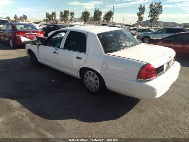 Photo 2 VIN: 2FABP7EV4BX127412 - FORD CROWN VICTORIA 