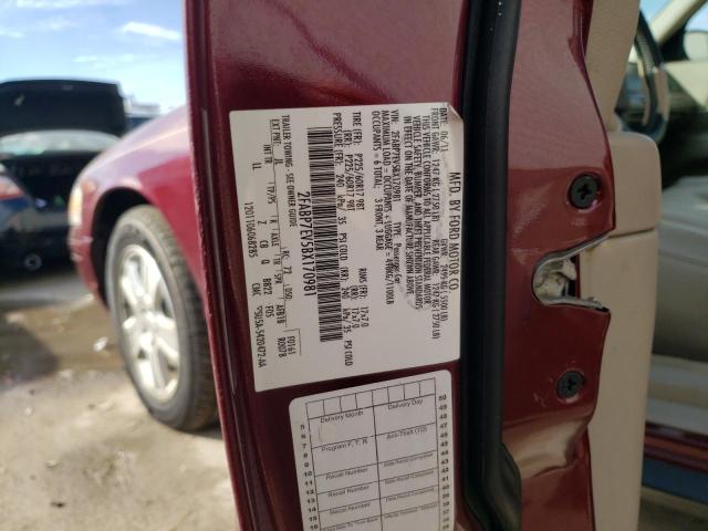 Photo 11 VIN: 2FABP7EV5BX170981 - FORD CROWN VICT 