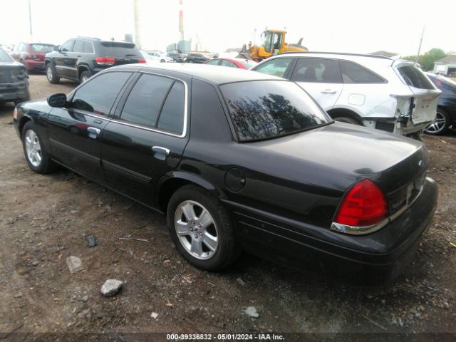 Photo 2 VIN: 2FABP7EV6BX170245 - FORD CROWN VICTORIA 