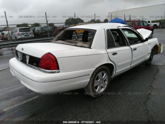 Photo 3 VIN: 2FABP7EV7BX146598 - FORD CROWN VICTORIA 