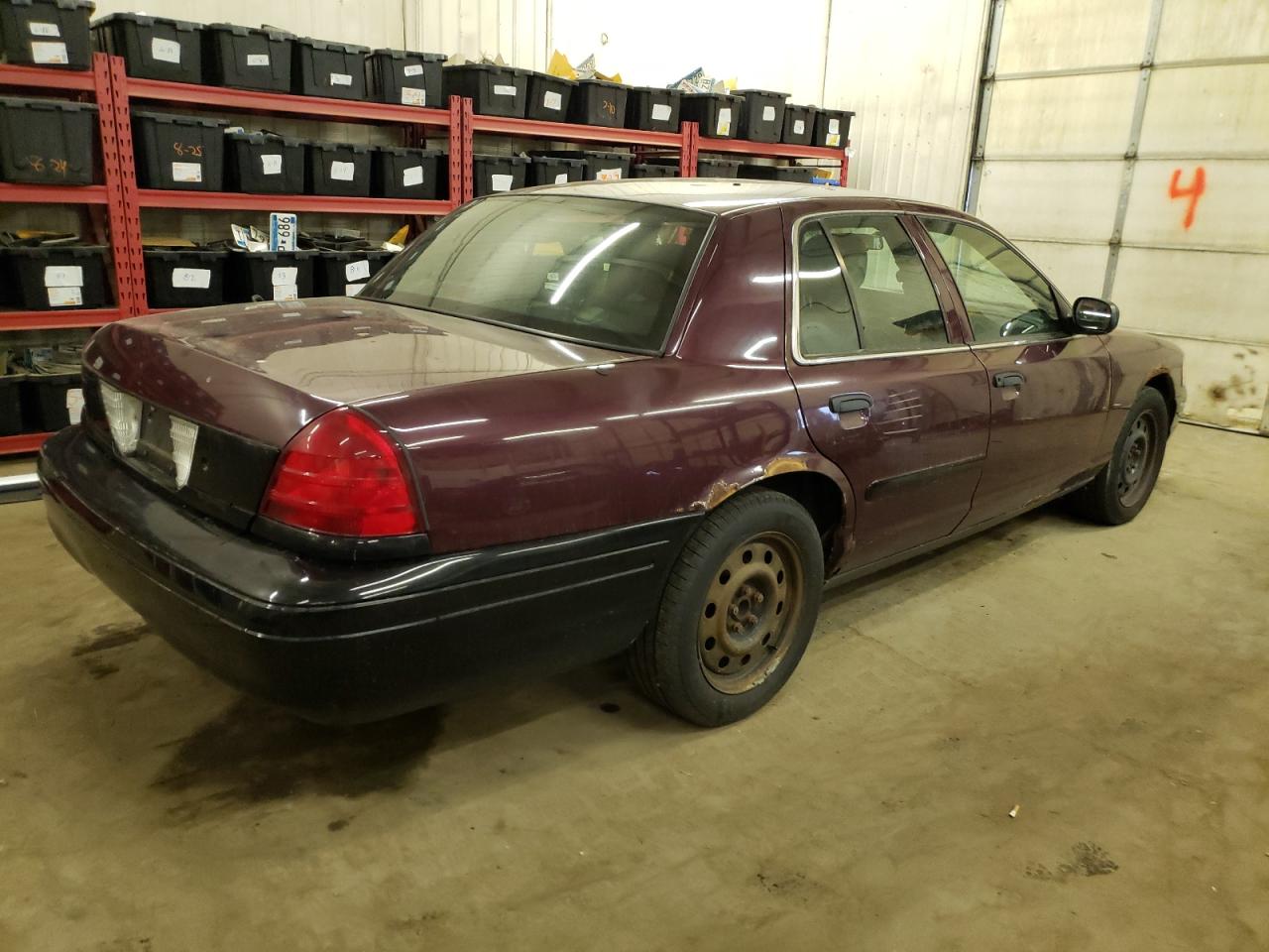 Photo 2 VIN: 2FAFP71V08X170466 - FORD CROWN VICTORIA 