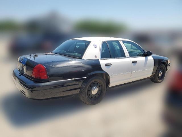 Photo 2 VIN: 2FAFP71V28X139042 - FORD CROWN VIC 