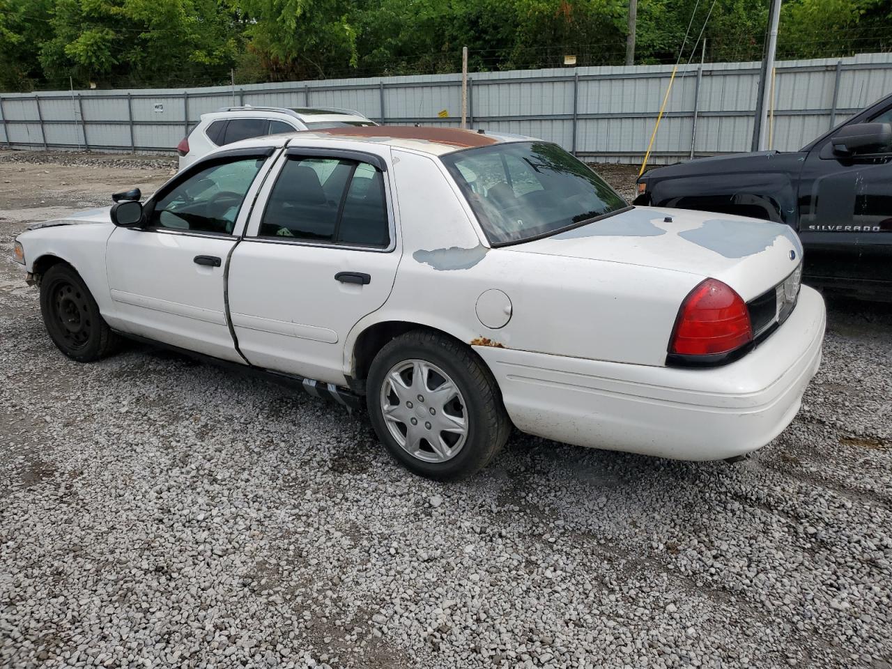 Photo 1 VIN: 2FAFP71V48X112098 - FORD CROWN VICTORIA 