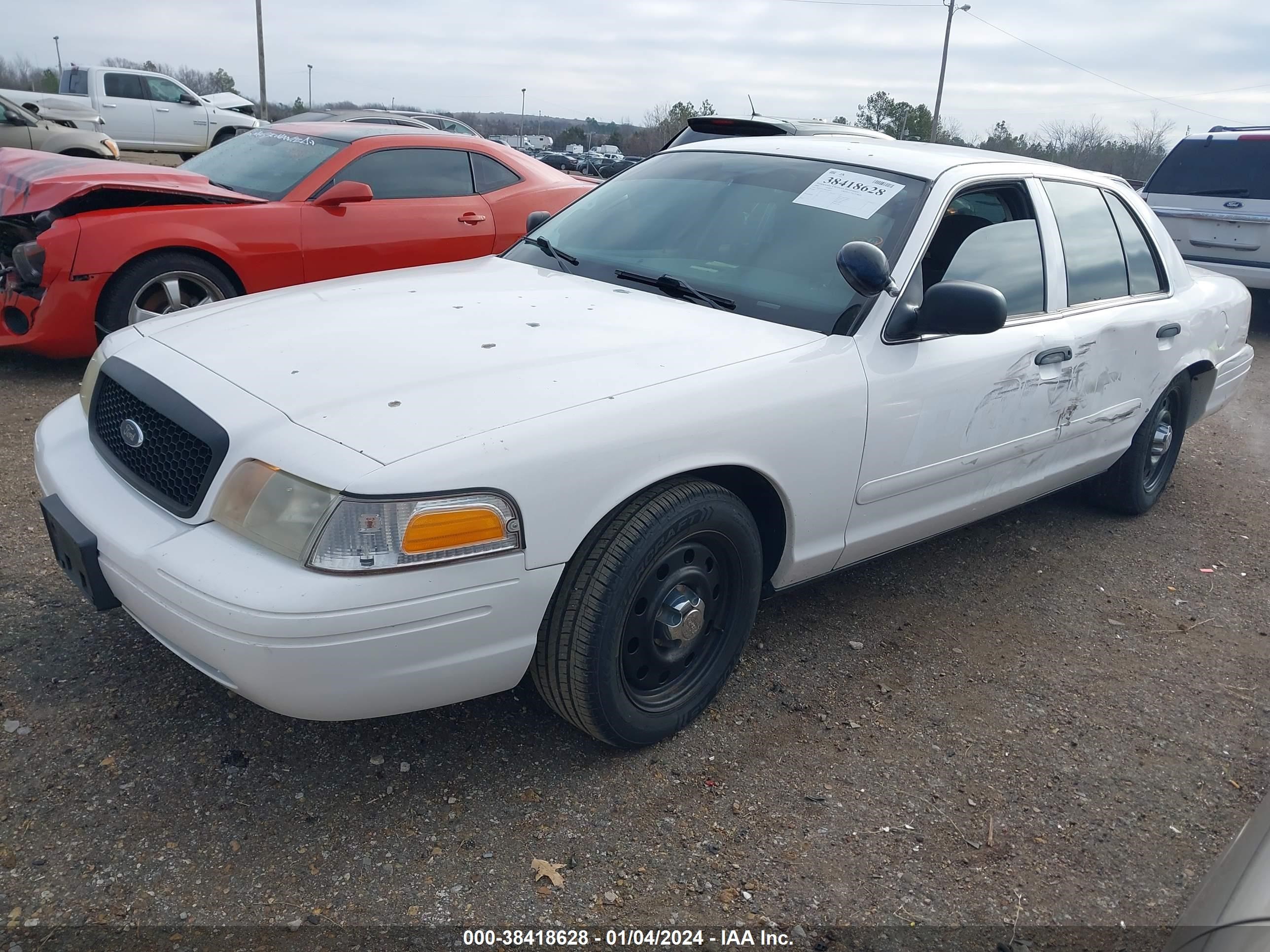 Photo 1 VIN: 2FAFP71V98X139426 - FORD CROWN VICTORIA 