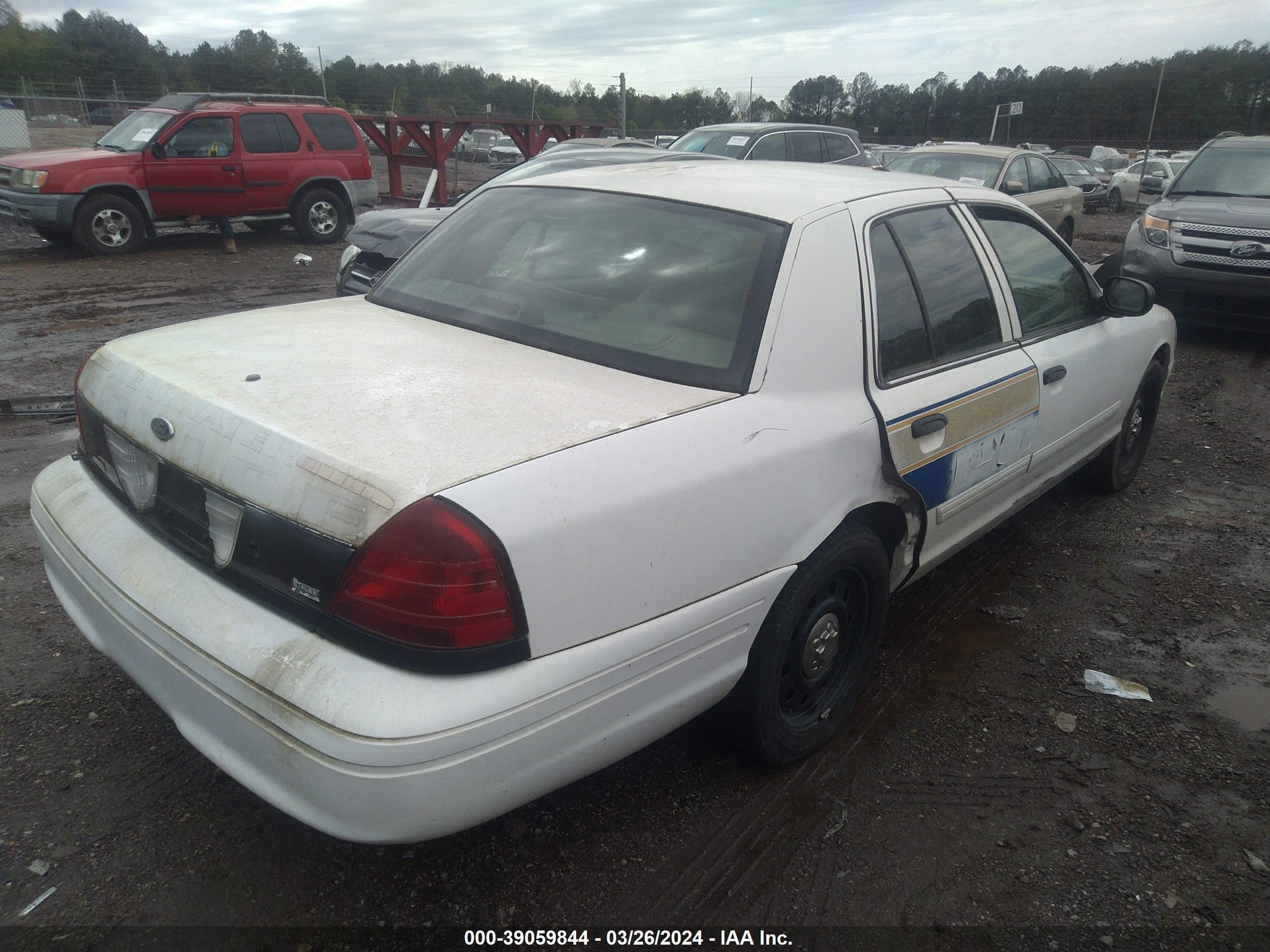 Photo 16 VIN: 2FAFP71W37X101844 - FORD CROWN VICTORIA 