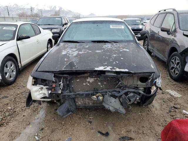 Photo 4 VIN: 2FAFP71W51X127322 - FORD CROWN VIC 