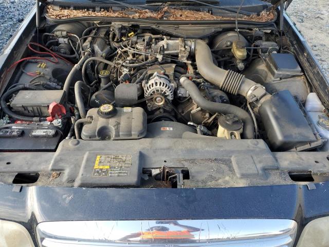 Photo 10 VIN: 2FAFP71W53X107901 - FORD CROWN VIC 