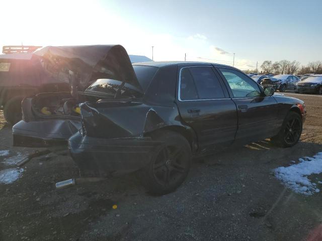 Photo 2 VIN: 2FAFP71W83X133313 - FORD CROWN VIC 