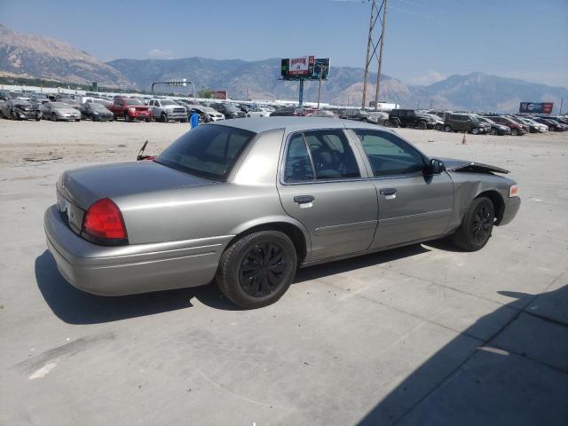 Photo 2 VIN: 2FAFP71W91X127274 - FORD CROWN VIC 