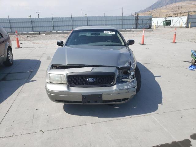 Photo 4 VIN: 2FAFP71W91X127274 - FORD CROWN VIC 