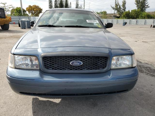 Photo 4 VIN: 2FAFP71WX5X162900 - FORD CROWN VIC 