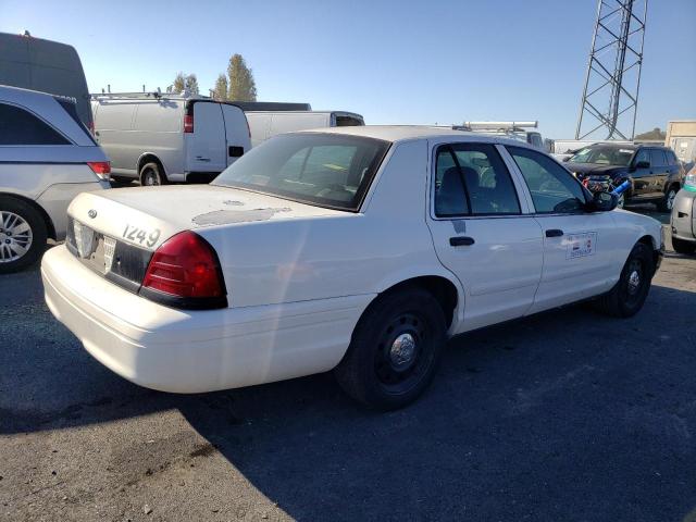 Photo 2 VIN: 2FAFP72V88X143272 - FORD CROWN VIC 