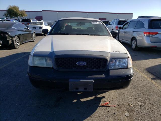 Photo 4 VIN: 2FAFP72V88X143272 - FORD CROWN VIC 