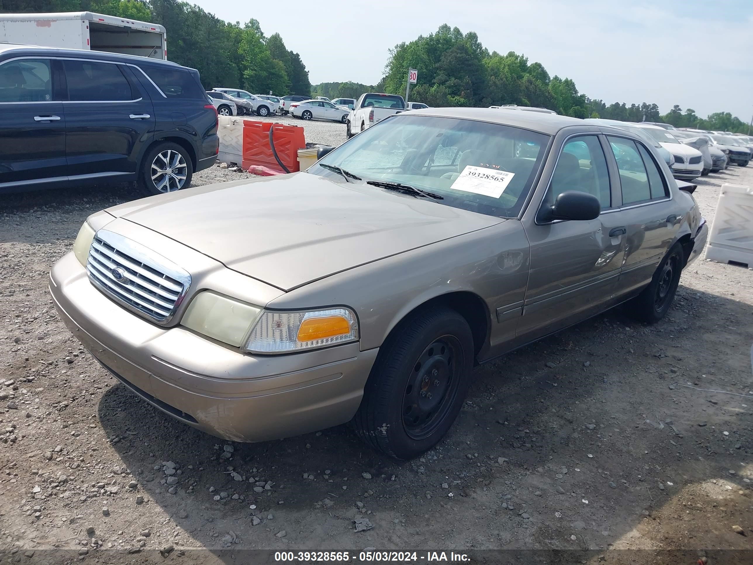 Photo 1 VIN: 2FAFP73V76X106841 - FORD CROWN VICTORIA 