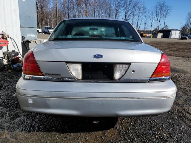 Photo 5 VIN: 2FAFP73W1YX213735 - FORD CROWN VIC 