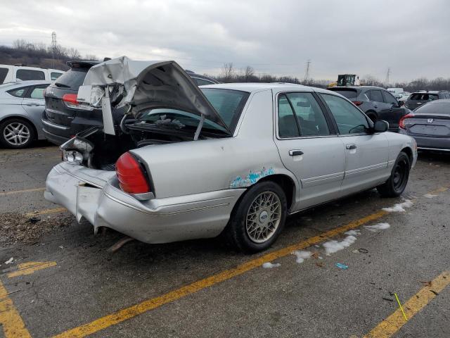 Photo 2 VIN: 2FAFP73W42X139797 - FORD CROWN VIC 