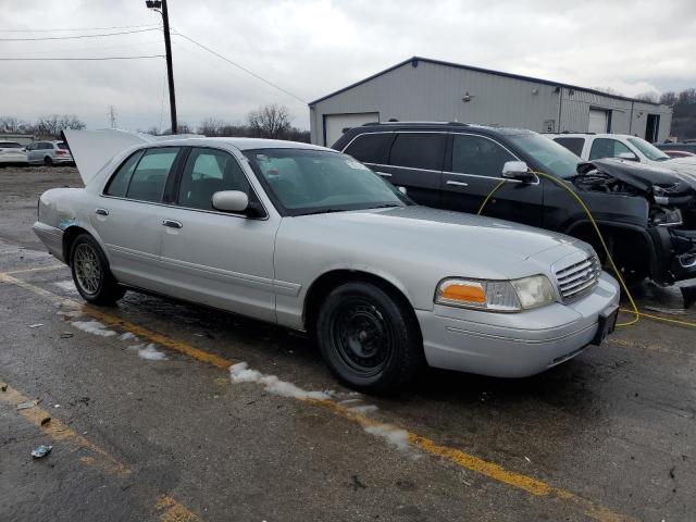 Photo 3 VIN: 2FAFP73W42X139797 - FORD CROWN VIC 