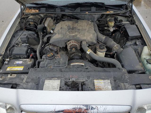 Photo 10 VIN: 2FAFP73W5WX112095 - FORD CROWN VIC 