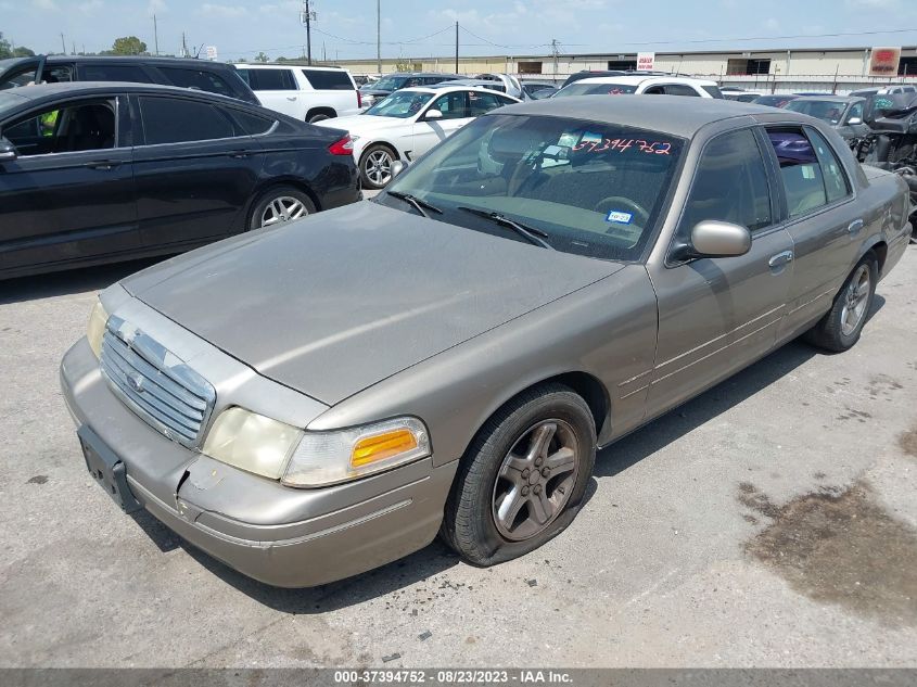 Photo 1 VIN: 2FAFP73W73X123563 - FORD CROWN VICTORIA 