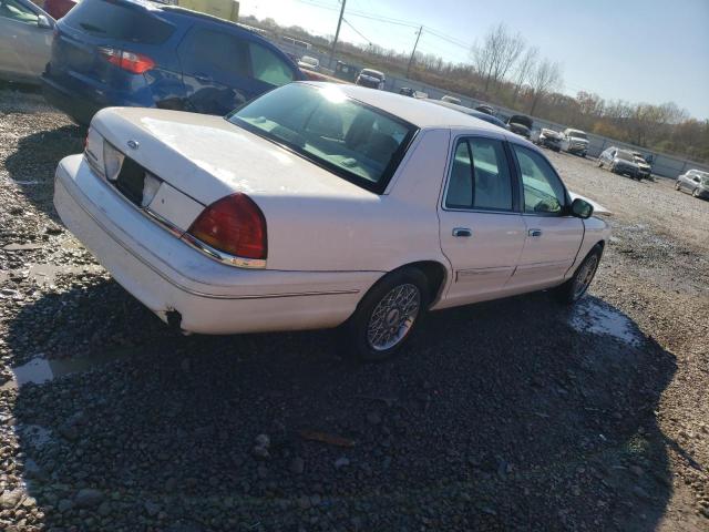 Photo 2 VIN: 2FAFP73W82X146042 - FORD CROWN VIC 