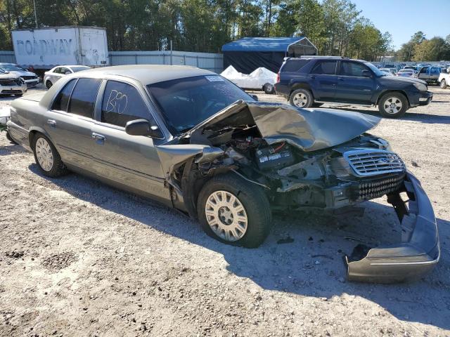 Photo 3 VIN: 2FAFP73WX3X174118 - FORD CROWN VIC 