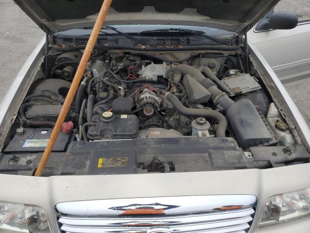 Photo 10 VIN: 2FAFP74V88X111158 - FORD CROWN VIC 