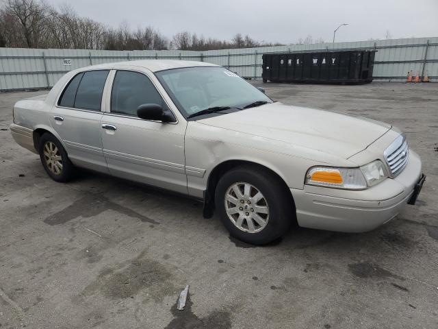 Photo 3 VIN: 2FAFP74V88X111158 - FORD CROWN VIC 