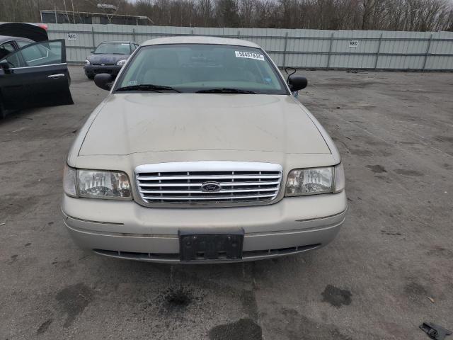 Photo 4 VIN: 2FAFP74V88X111158 - FORD CROWN VIC 